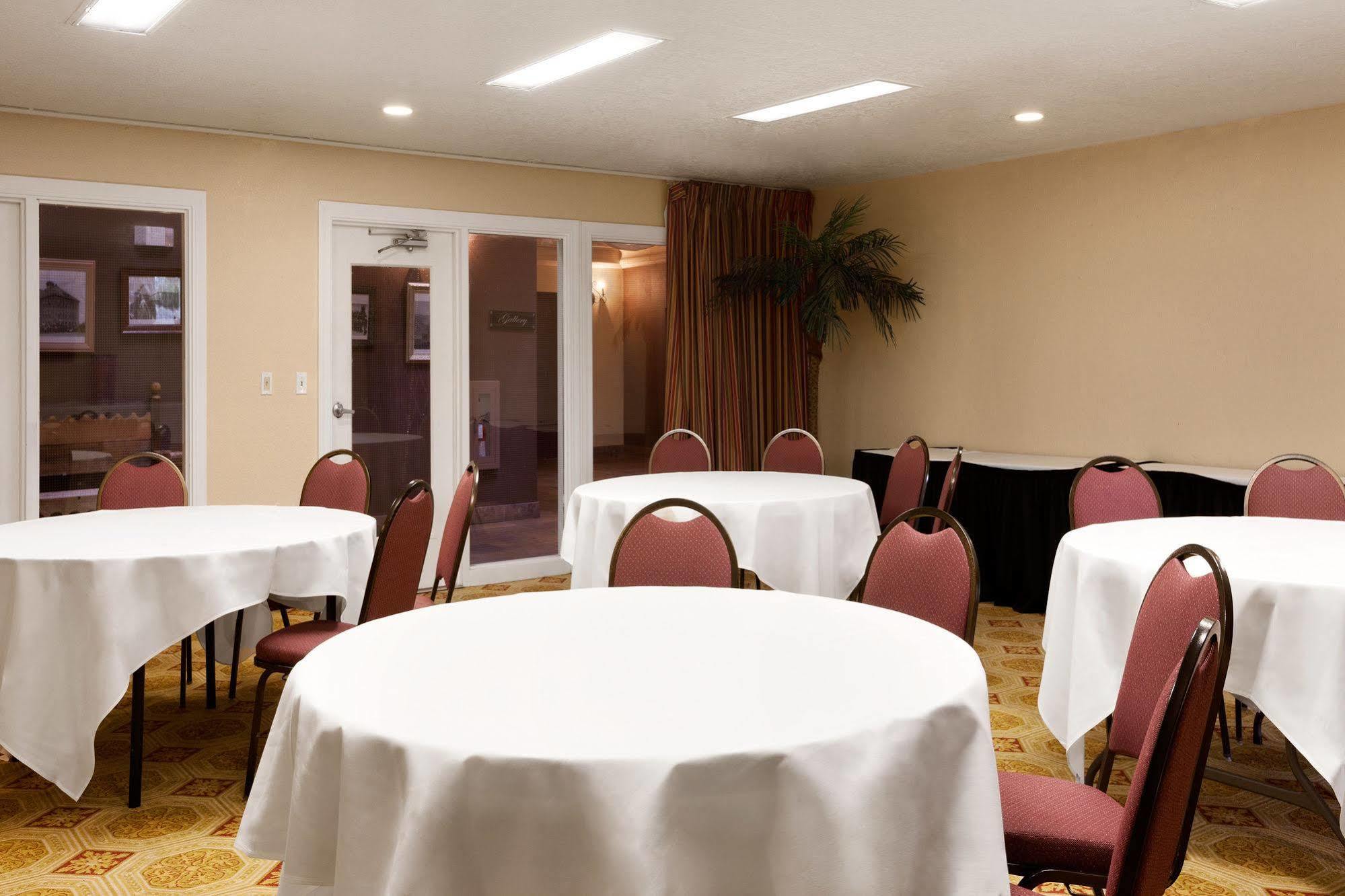 Inn At Rio Rancho Hotel Екстериор снимка